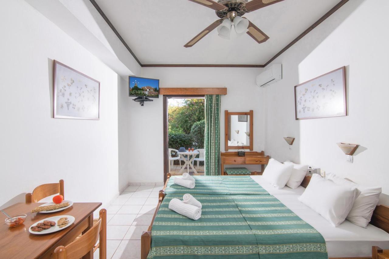 Iliostasi Beach Apartments Hersonissos  Luaran gambar