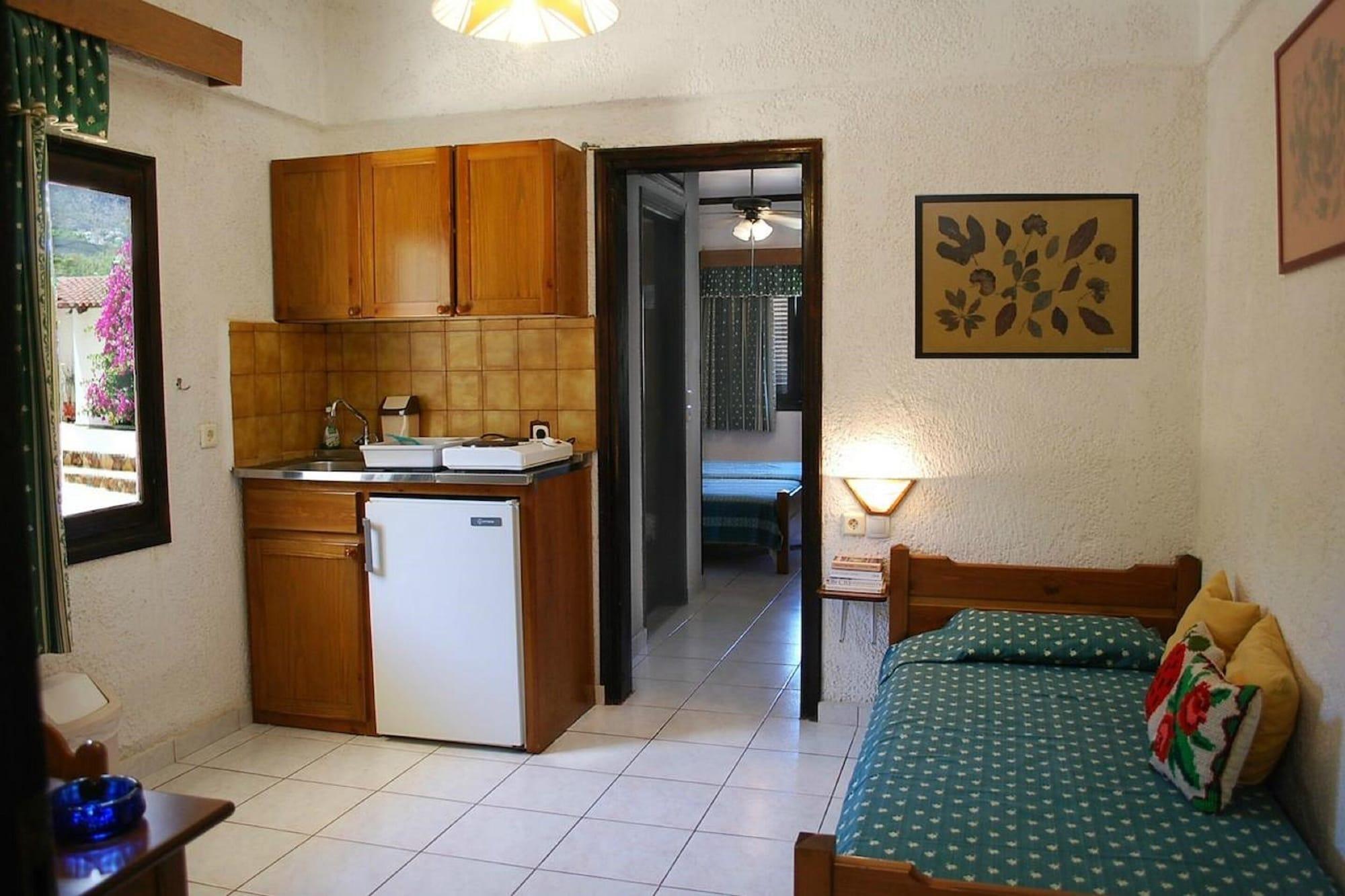 Iliostasi Beach Apartments Hersonissos  Luaran gambar