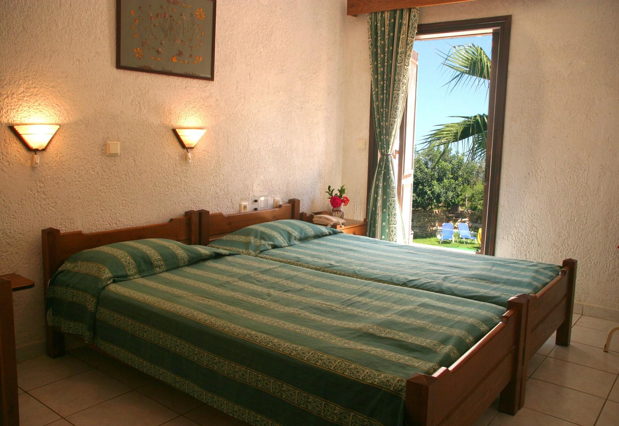 Iliostasi Beach Apartments Hersonissos  Luaran gambar